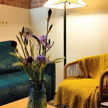 Мури Старого Львова Apartment Екстериор снимка