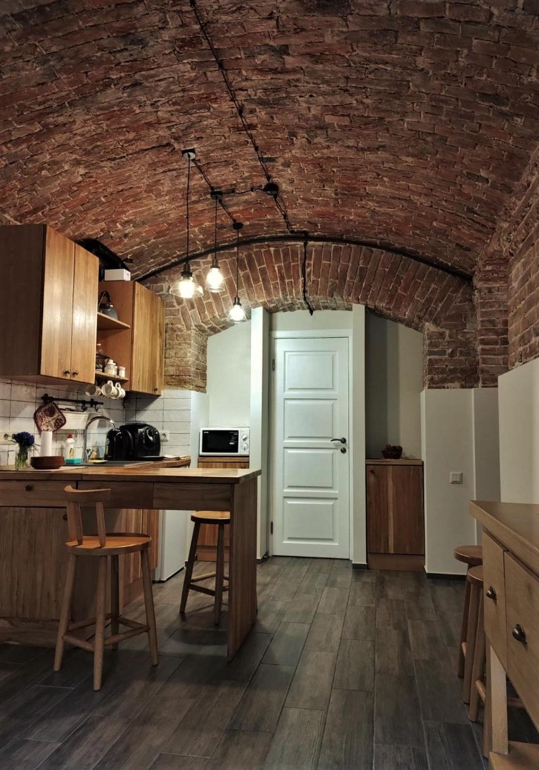 Мури Старого Львова Apartment Екстериор снимка