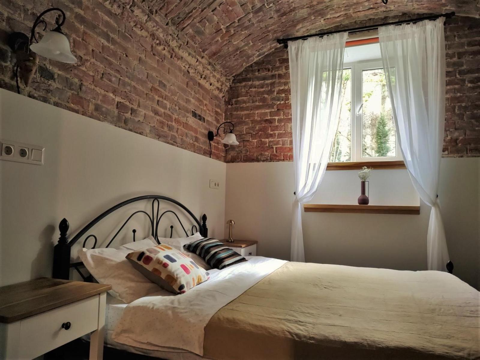 Мури Старого Львова Apartment Екстериор снимка
