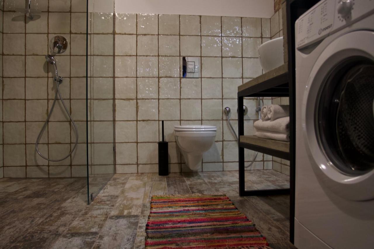 Мури Старого Львова Apartment Екстериор снимка
